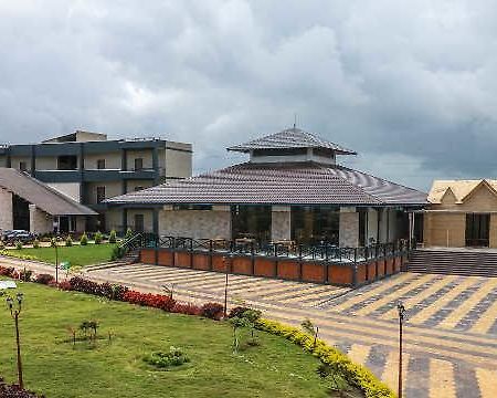 Hotel The Cult Hubli Esterno foto